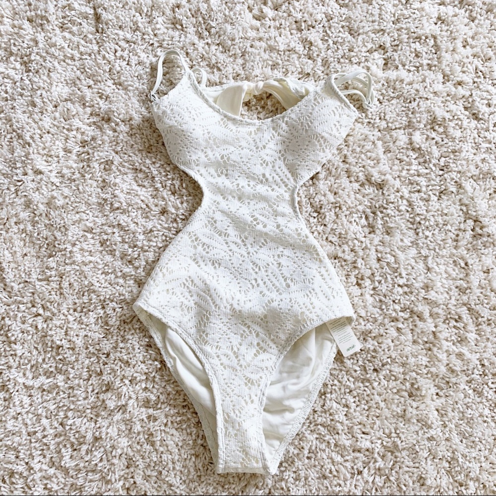 Cream Crochet American Eagle/Aerie One-Piece